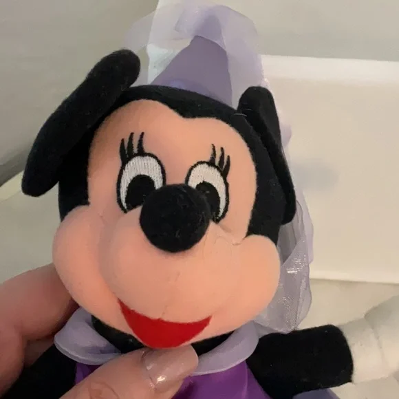 Sale! Disney Store Princess Minnie Mouse Bean Bag Plush, 9” Tall, Original Tag - Picture 3 of 10